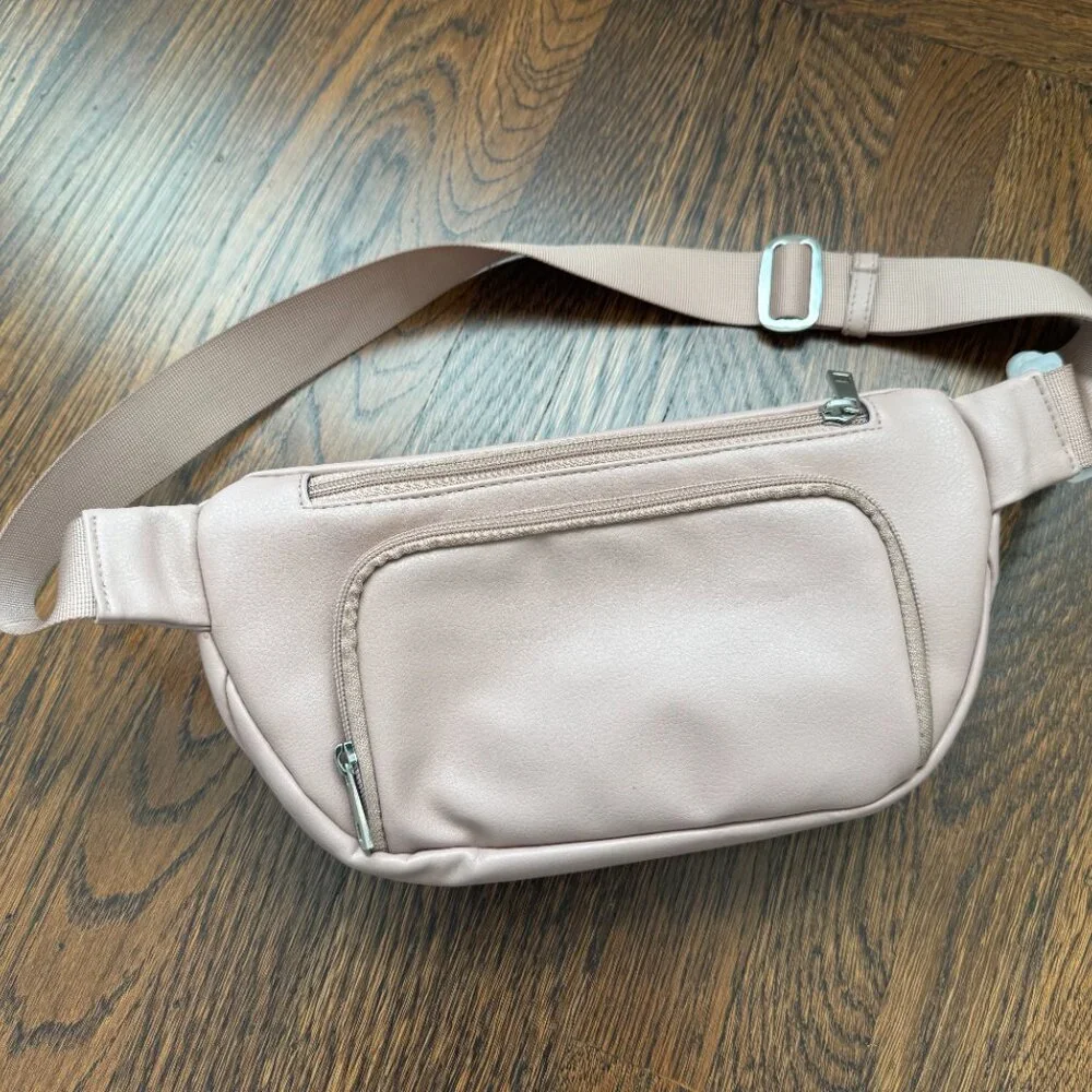 Blush Kibou Travel Diaper Bag